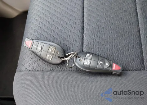 2010 Dodge Grand Caravan Sxt из США, поврежденный, VIN 2D4RN5D13AR259729